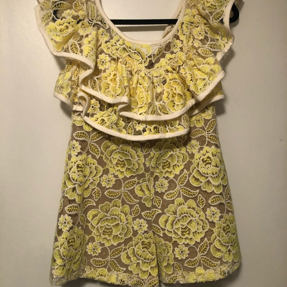 Alexis romper